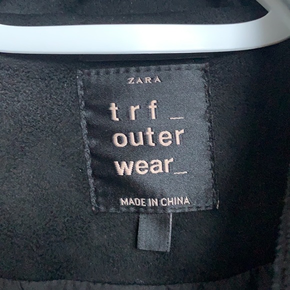 Chic Black Suede Cropped Jacket - Picture 5 of 5